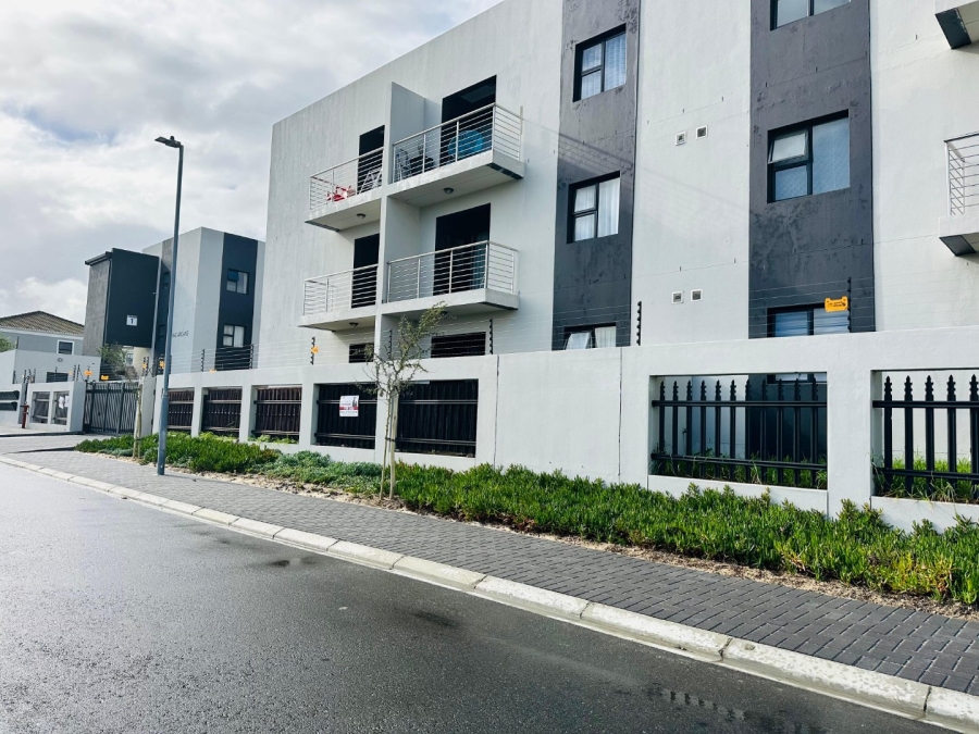 2 Bedroom Property for Sale in Parklands Western Cape